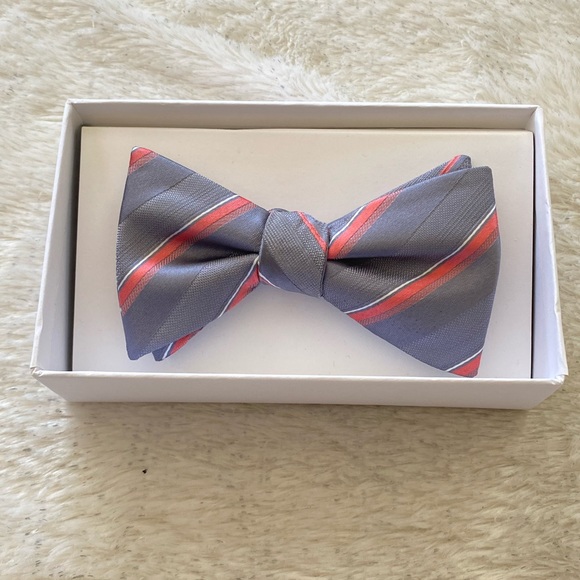 Calvin Klein Gray & Coral Stripe
Bow Tie. NWT - Picture 2 of 5